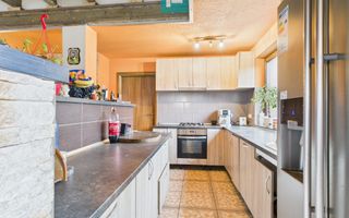 Casă individuală spațioasă, la 10 km de Timișoara - Poză 9