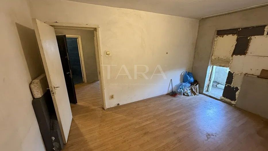 De vânzare apartament 2 camere - Mănăștur - Poză 2