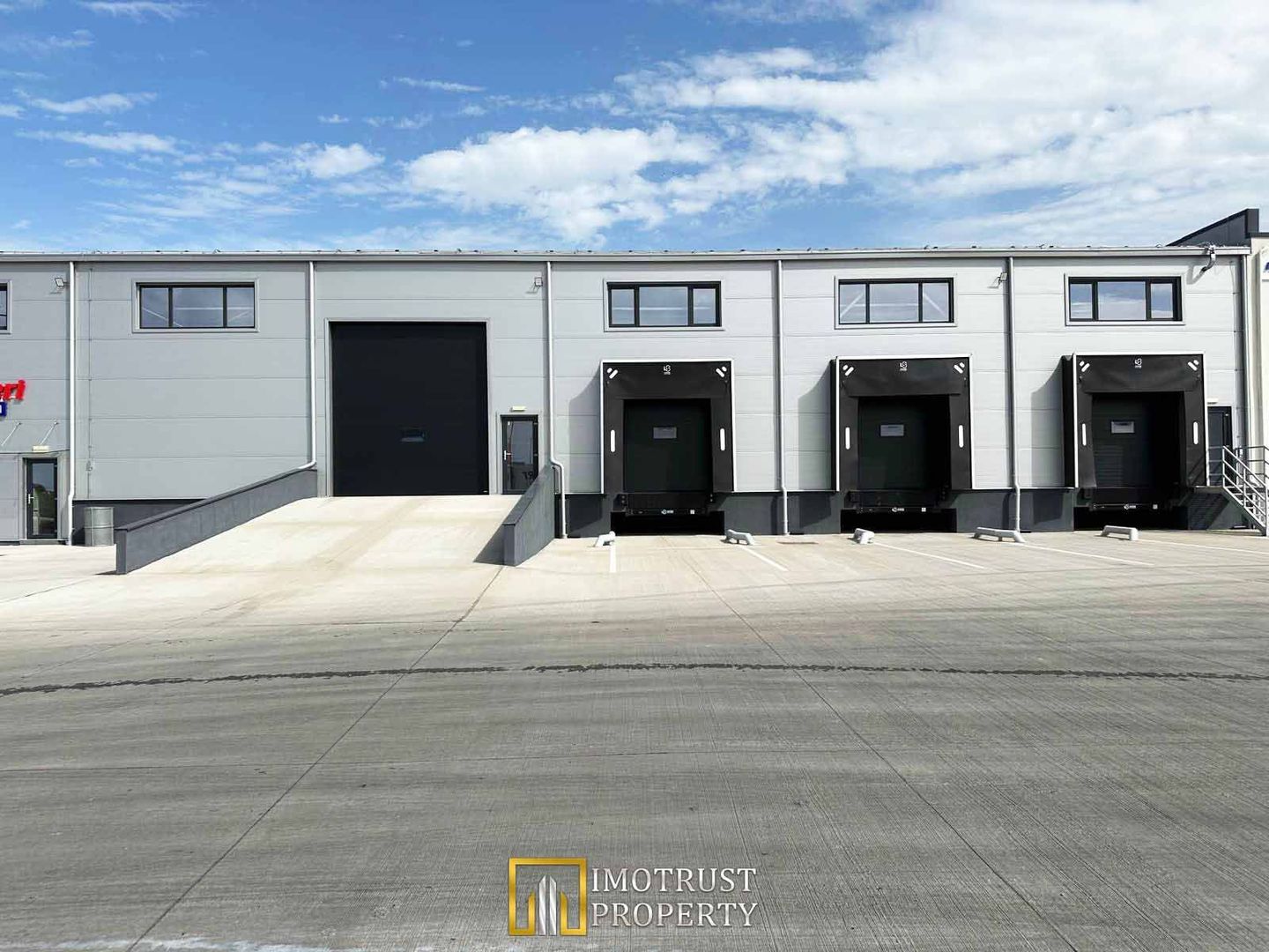 Hala de inchiriat, Arad Zona Industriala Sud- 871 mp - Poză 8