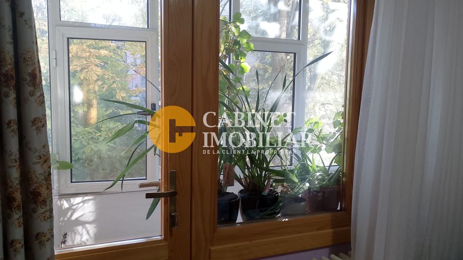 3 camere, etaj 1/4, foarte curat, liber! - Poză 5