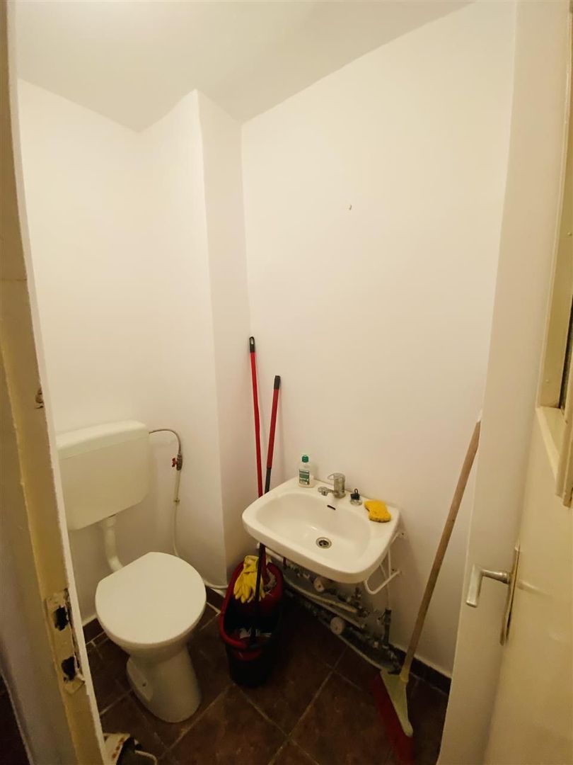 Apartament cu 3 camere 2 bai Iosia - Poză 9