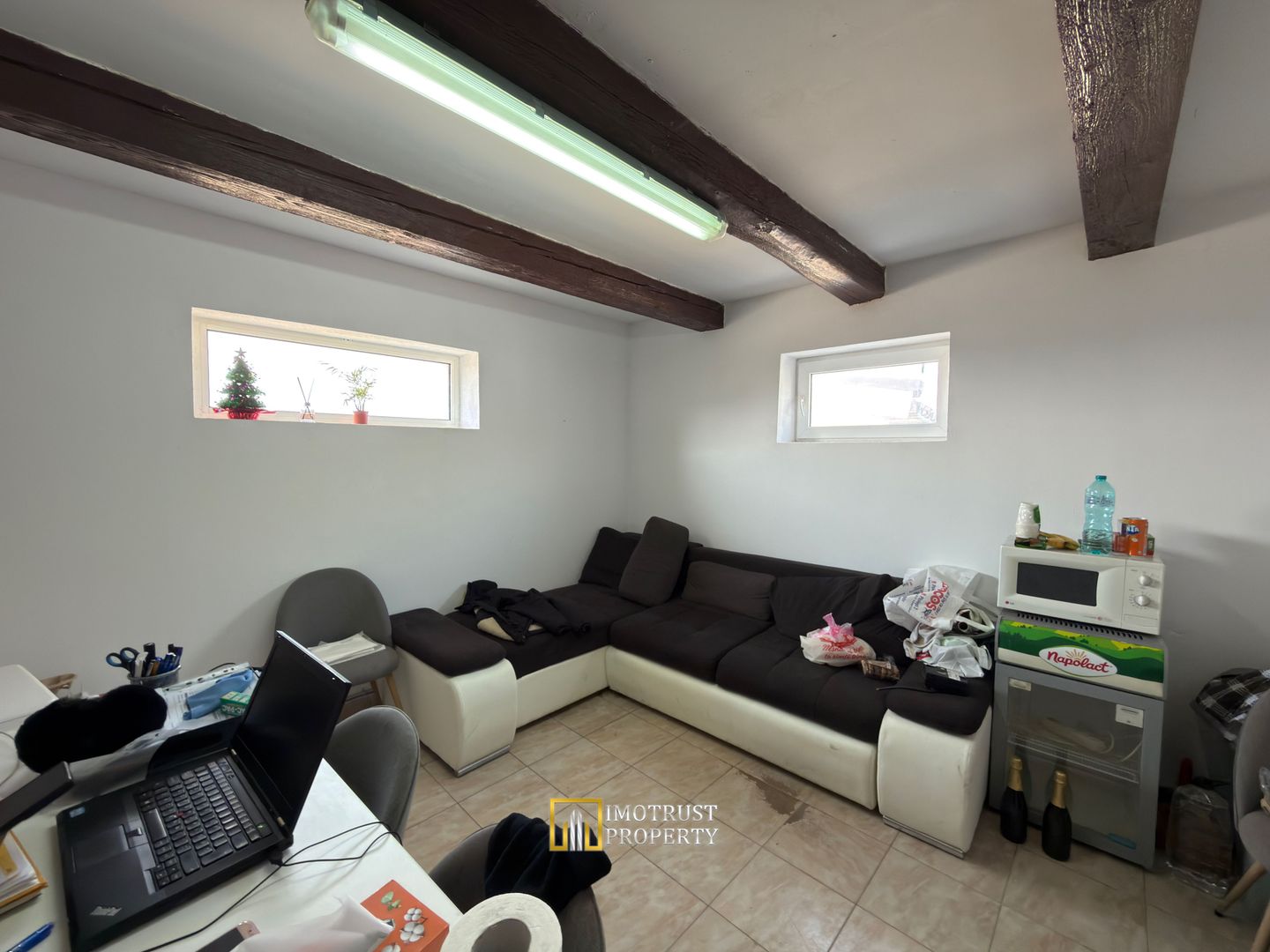 Hala + teren de închiriat pentru service auto / dezmembrări / depozit - Poză 9