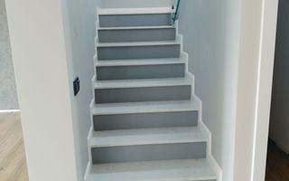 Casă modernă în Sânnicoara, teren 739 mp, garaj dublu și terase - Poză 2