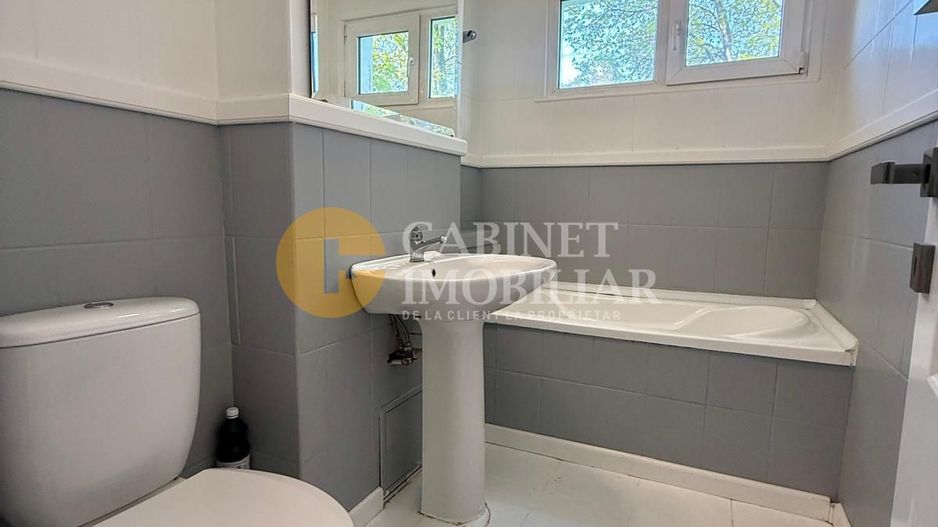 2 Camere Renovat - Etaj 2 - Zona Bld. Cantemir - Fara Risc - Poză 8