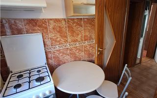 2 camere decomandat Gh Lazar centrala proprie - Poză 3