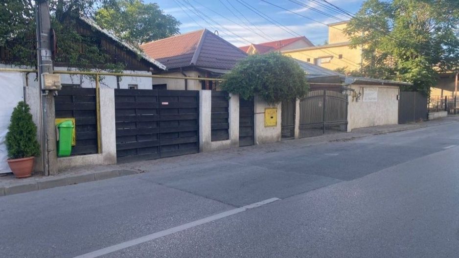 Case de vânzare zona centrala, Palas, centru, central - Poză 2