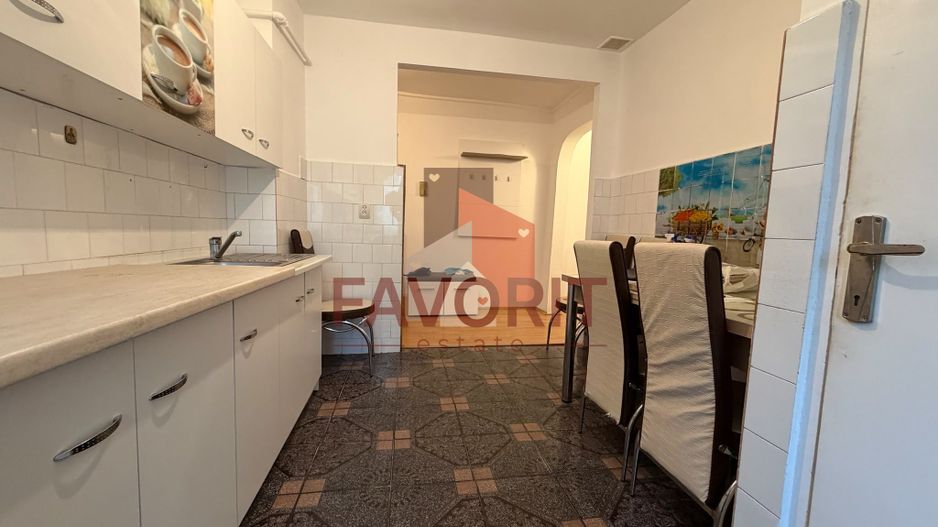 4 camere | etaj 1 | centrala proprie | mobilat si utilat | zona buna | - Poză 6