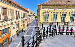 De vânzare/ închiriat Apartament istoric, 2 camere, Central Arad - Poză 10