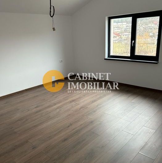 Casa individuala 4 camere TOMESTI Sala Sporturilor - Finalizata - GARAJ - Poză 5