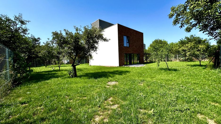 Casă premium cu 3 niveluri, teren 346 mp și terasă panoramică - Poză 7