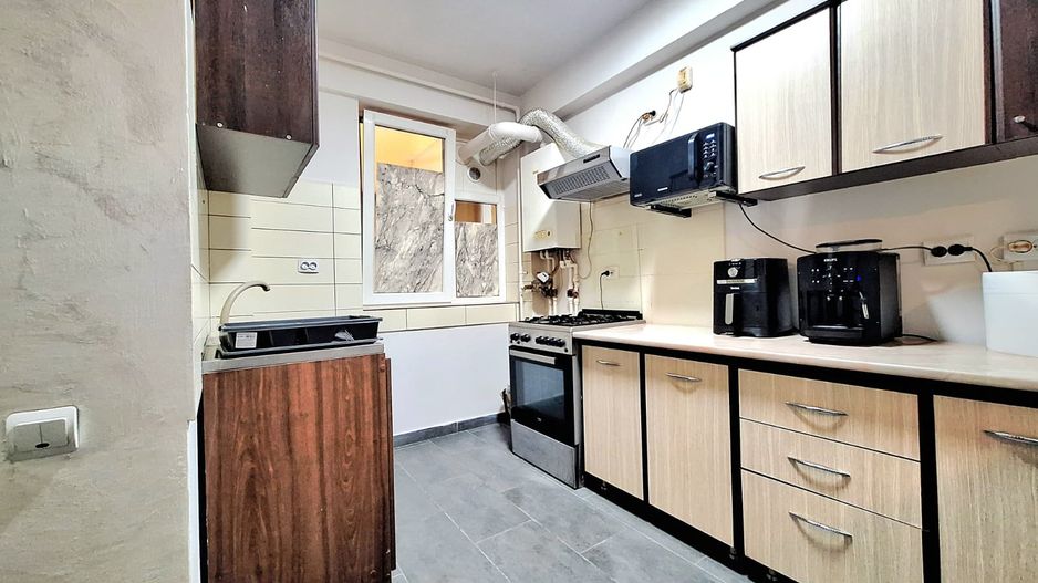 Apartament cu 2 camere de vânzare în zona Aparatorii Patriei - Poză 5