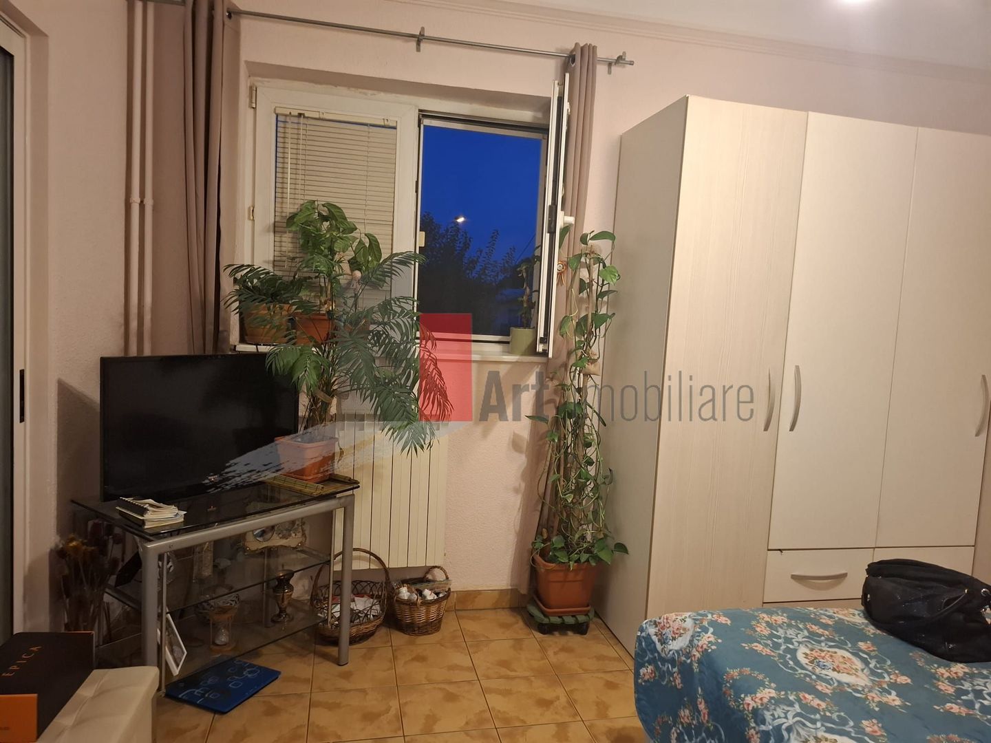 Apartament in vila Grivita-Basarab, 1500 EURO/MP UTIL,  LOC DE PARCARE - Poză 3