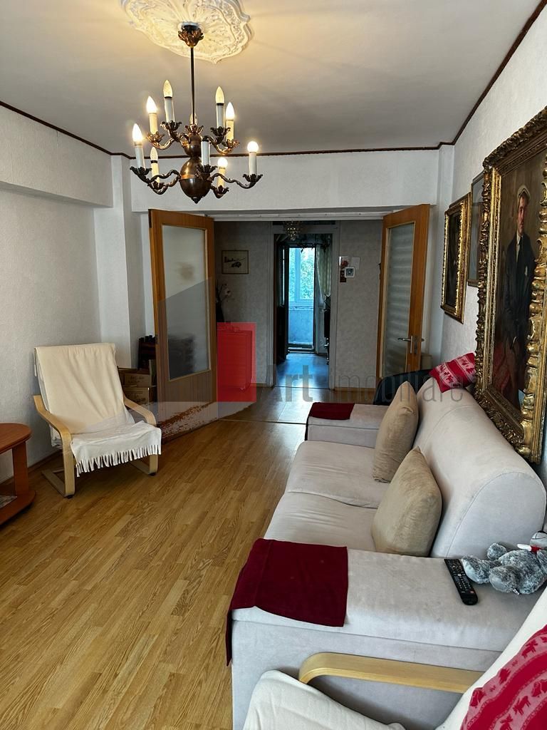 Apartament 4 camere Piata Gorjului - Poză 2