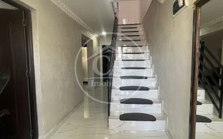 Casă de vânzare cu 4 camere în Cartierul Tineretului, Oradea - Poză 9