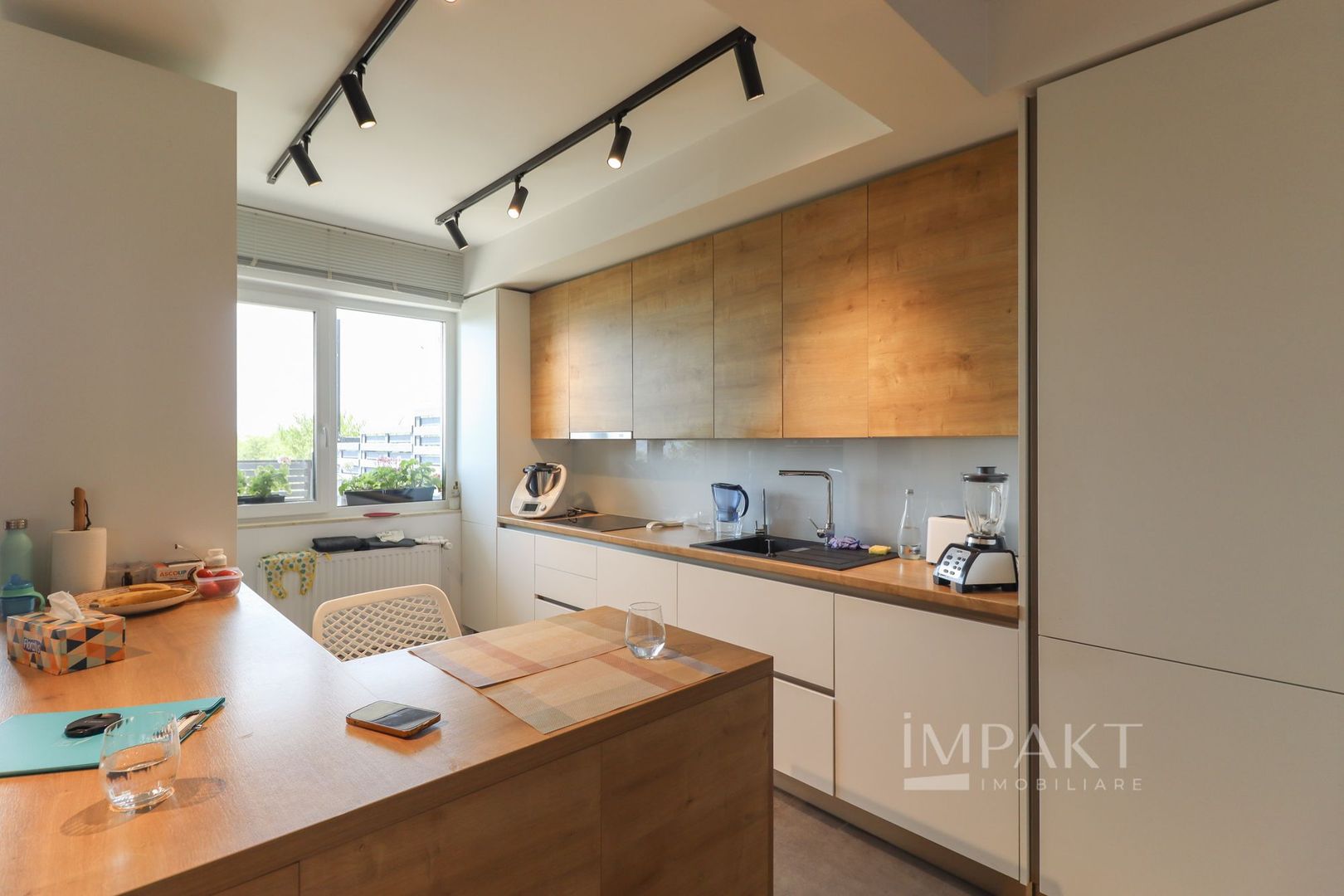 Casa cuplata minunata de vanzare, situata in cartier Voronet! - Poză 7