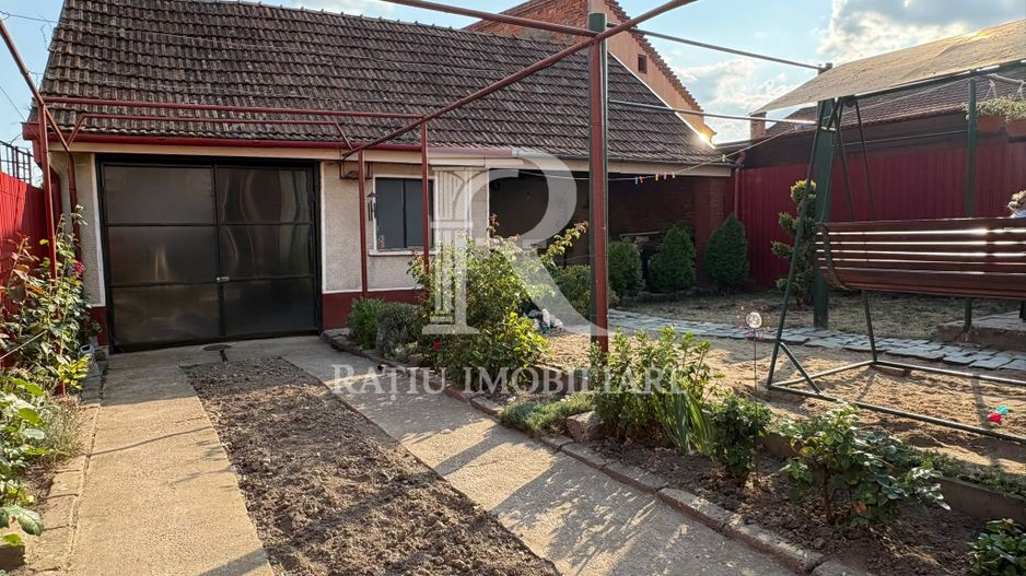 Casa cu 4 camere | Velenta | 127 MP Utili | Oradea - Poză 12