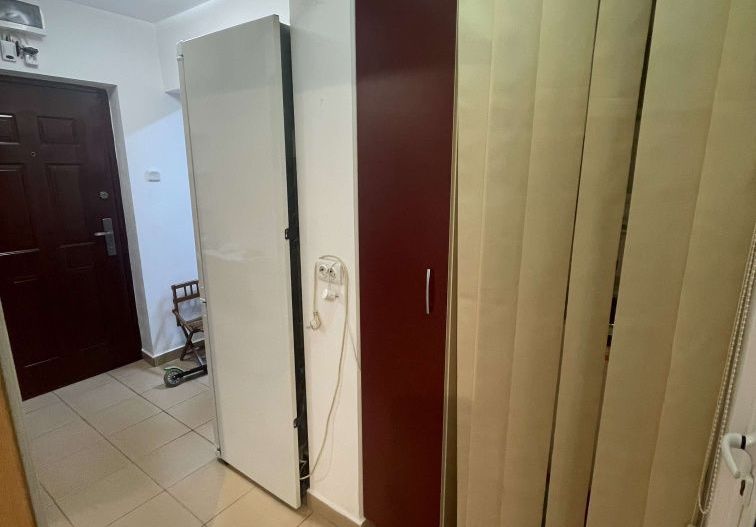 Apartament cu 2 camere in micro 14 - Poză 5