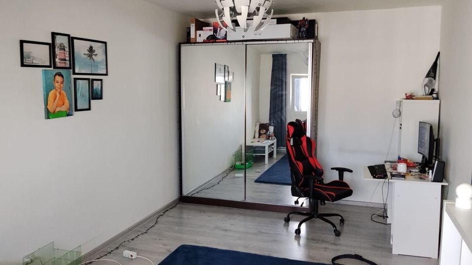 2 camere decomandat Câmpia Libertății  anul 1980  5 min metrou - Poză 1