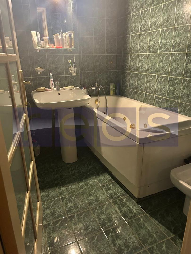 VANZARE 4 CAMERE  DECOMANDAT UNIRII -FFANTANI - Poză 11