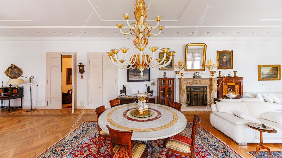 Resedinta patrimoniala de 222 mp | Piata Victoriei | Cladire istorica-Lift - Poză 4