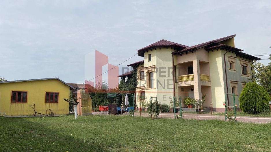Casa Sabareni , rezidential/gadinita. - Poză 1