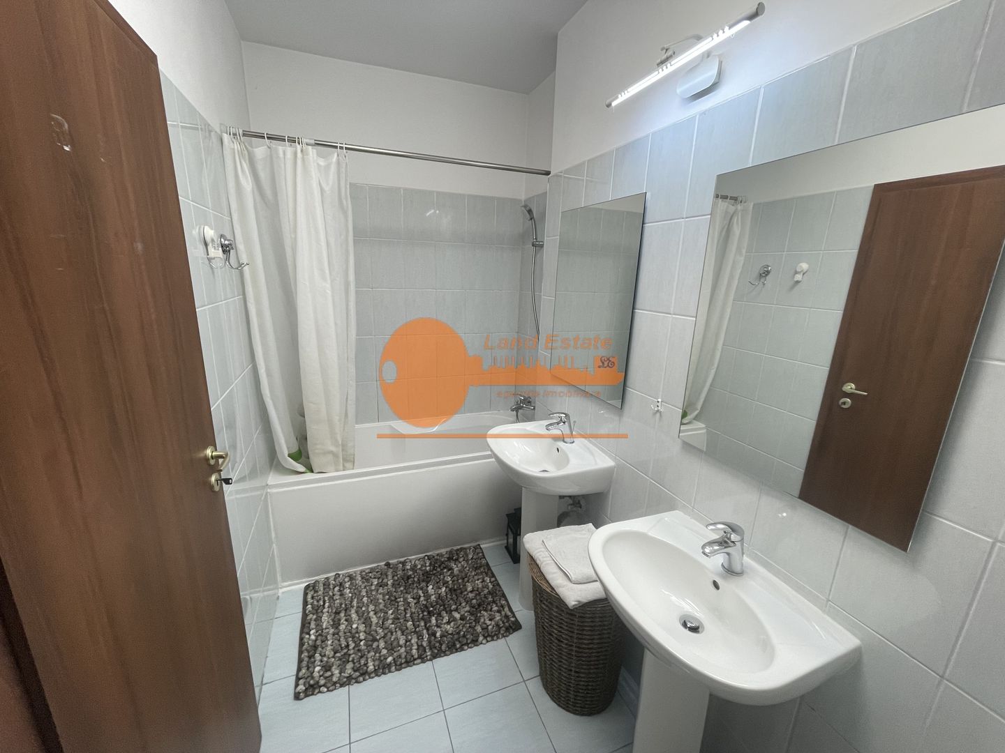 Apartament 3 camere zona Titan (bloc nou) - Poză 12