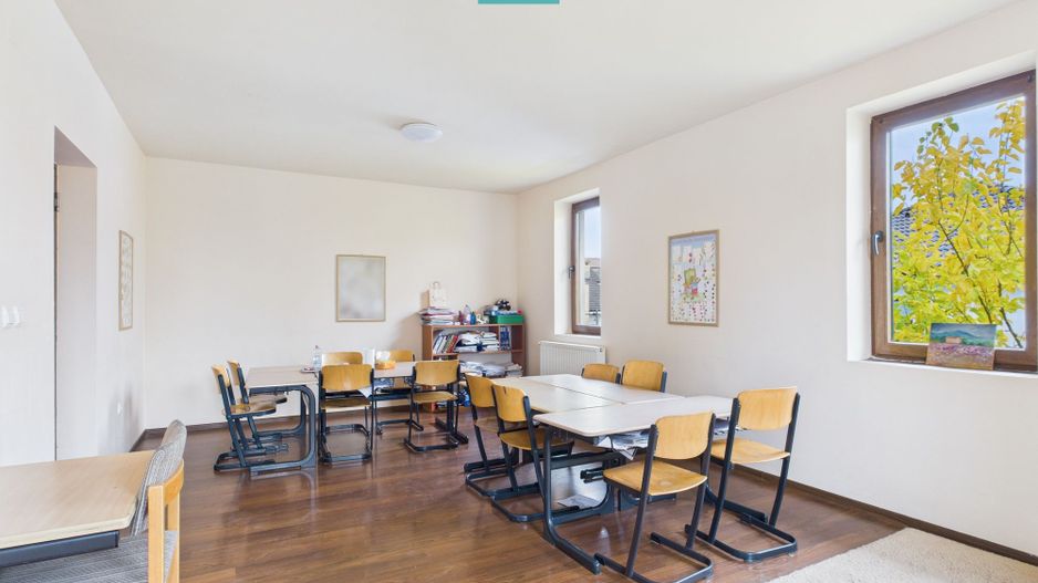 Casă  spațioasă cu 5 camere, Aradului - Poză 25