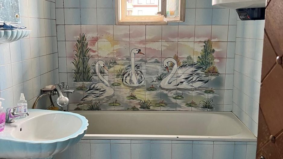 Apartament 3 camere, Baciu – ideal pentru renovare - Poză 5