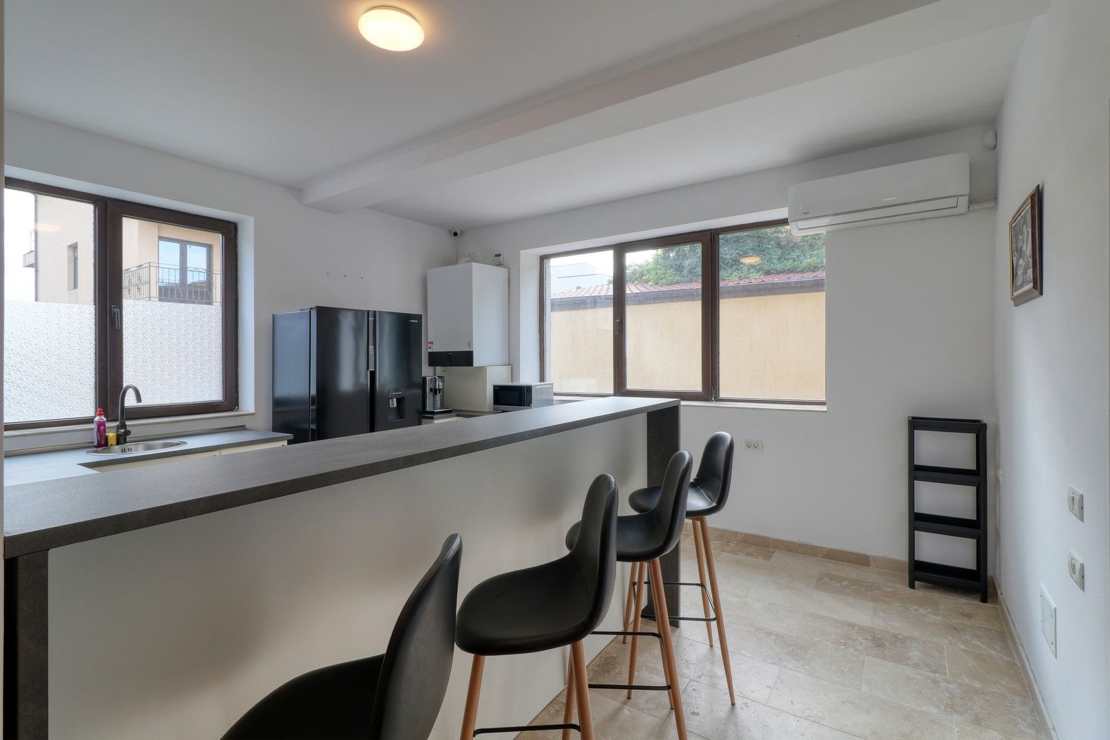 Vilă individuală- P+1+M | 19 camere | 400 mp utili/ 8 parcari - Poză 2