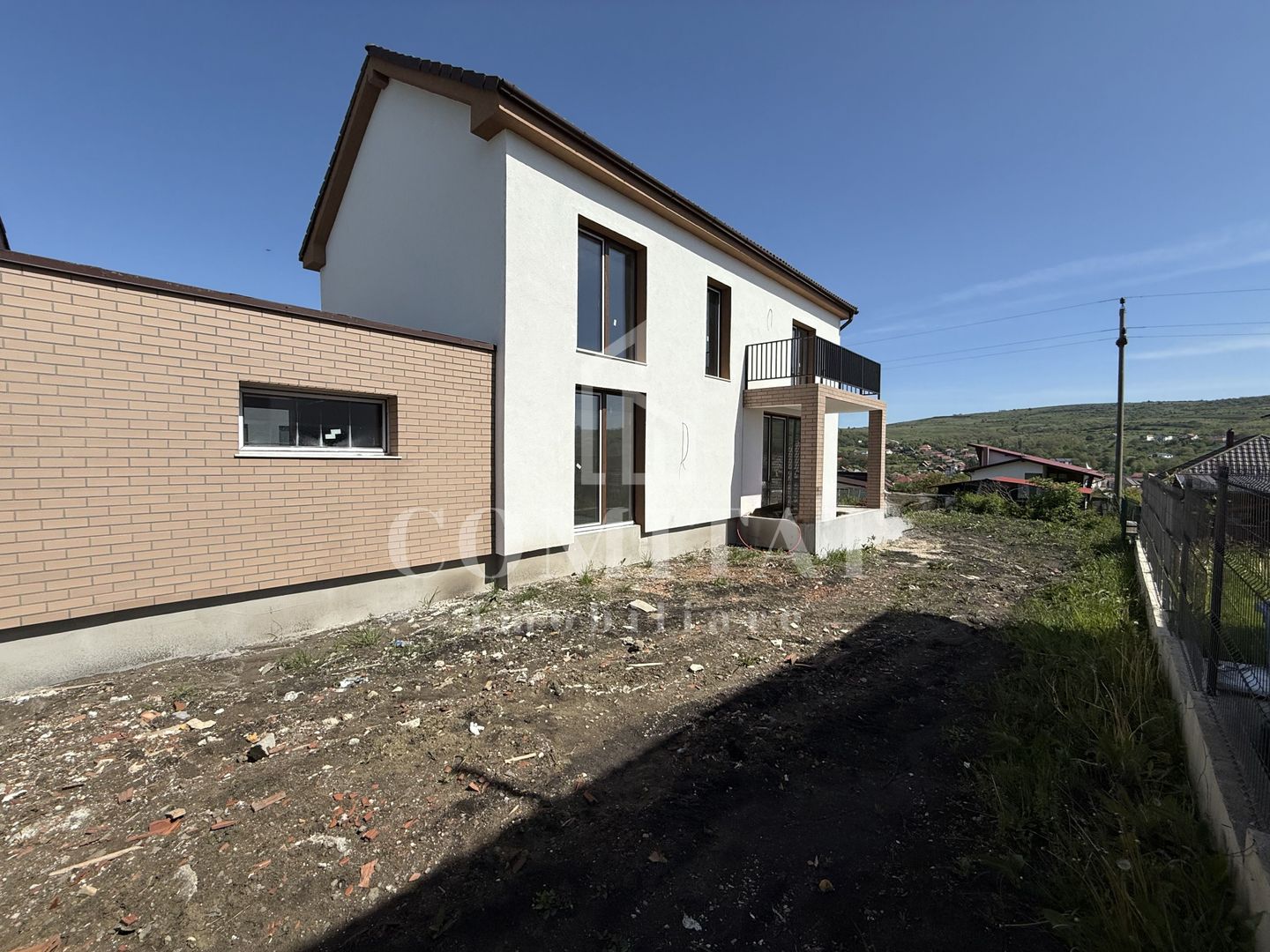 Case cu garaj Chinteni zona străzii Ana Aslan - Poză 5