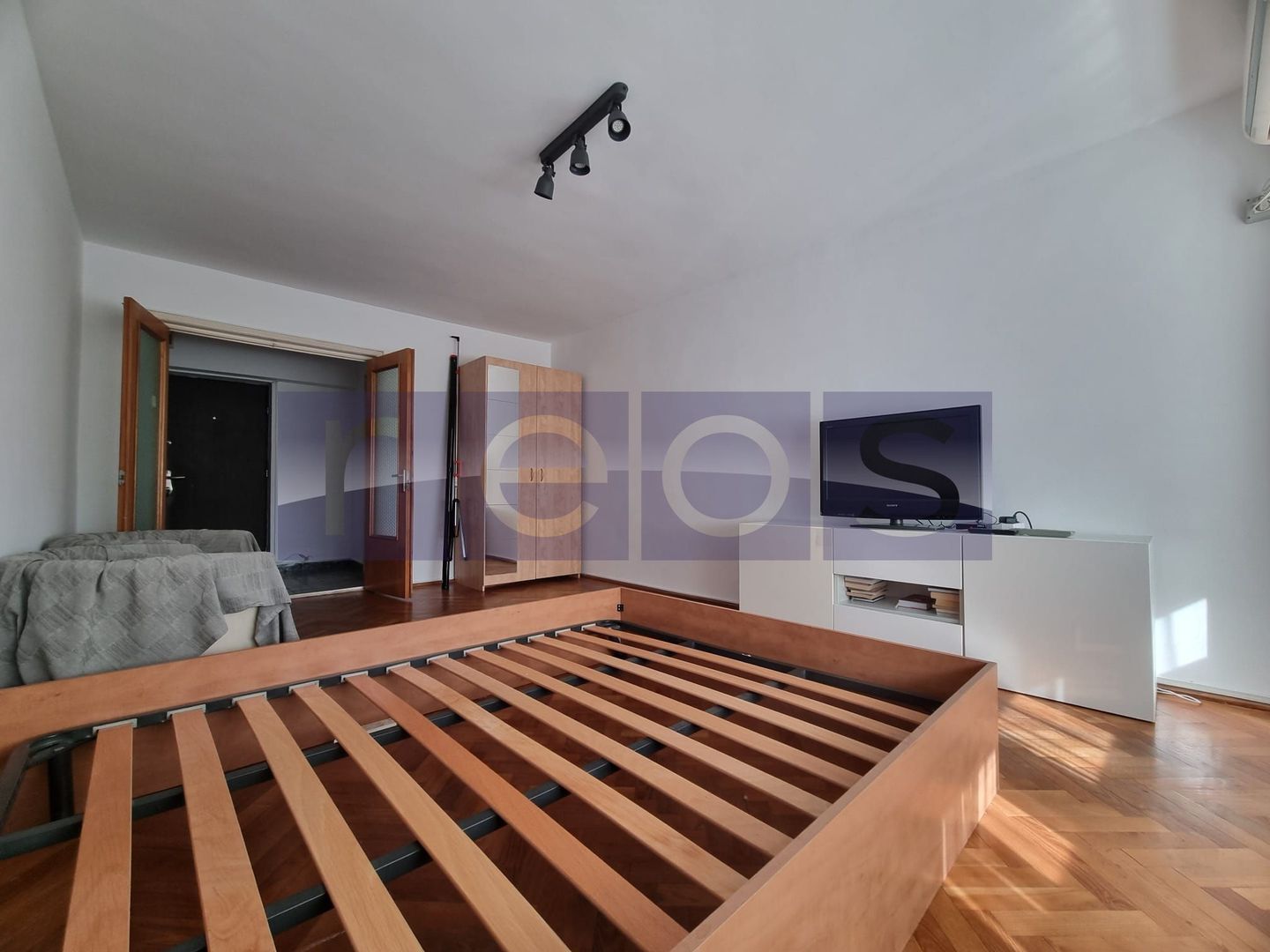 VANZARE 2 CAMERE | DECOMANDAT | ZONA - UNIRII - Poză 3