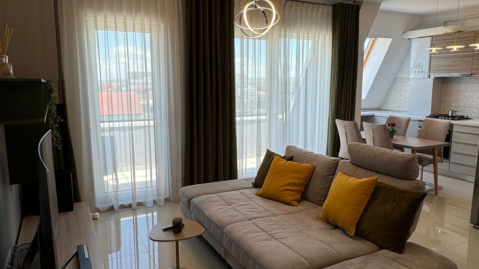 Apartament 3 camere 80 mp, priveliște superbă spre Lacul Gheorgheni&Iulius Mall - Poză 3