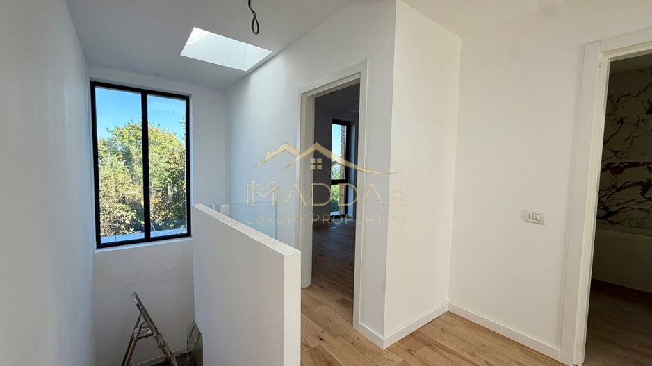 Vila Mediteraneana P+1E // 5 camere / 136 mp utili /garaj / Tunari - Poză 57