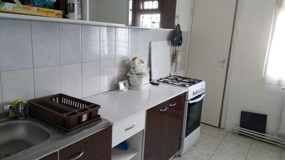 Apartament cu 4 camere decomandate, aproape de Iulius Mall. - Poză 1