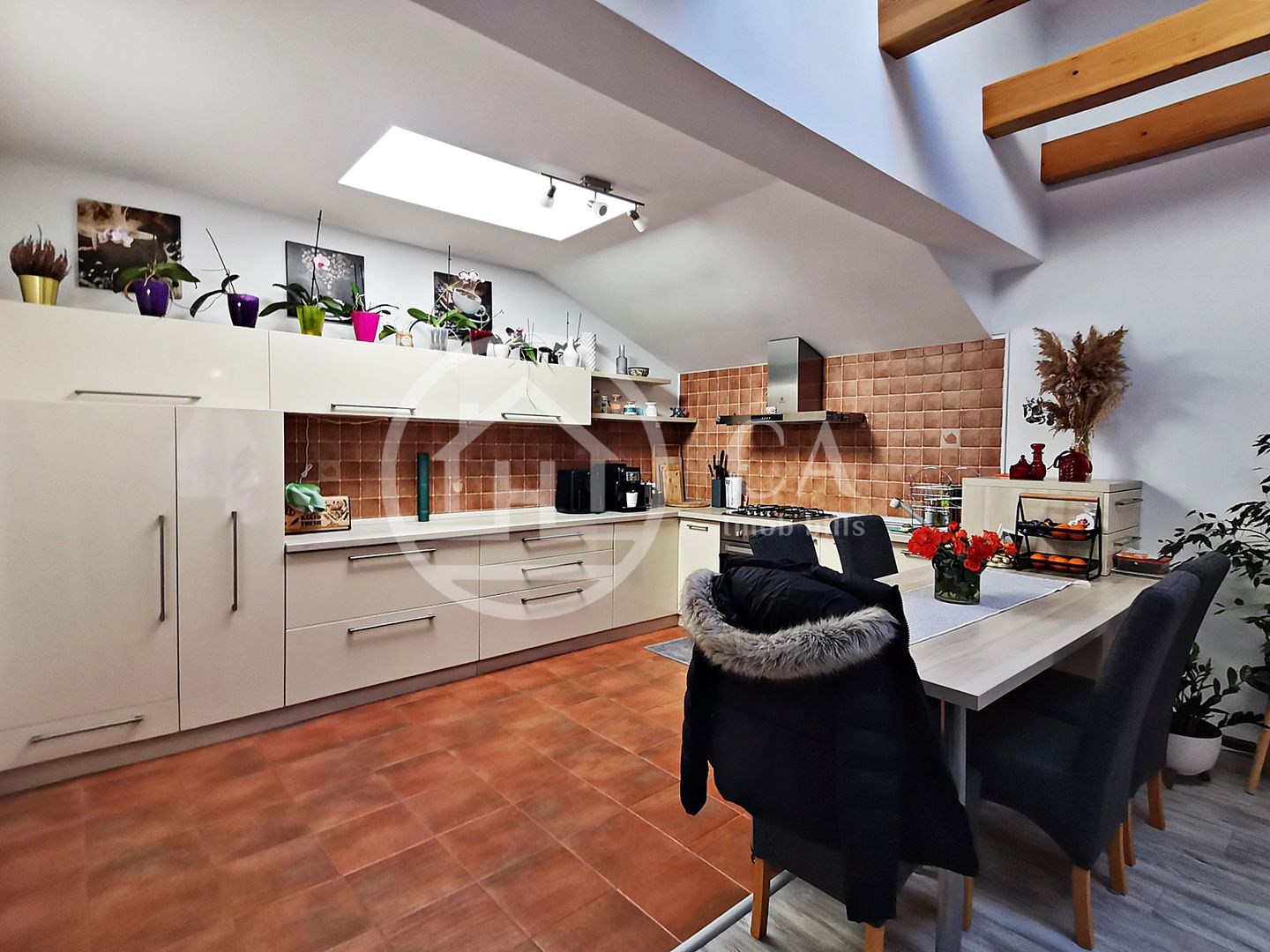 Apartament la casa, de inchiriat cu 2 camere Ultracentral, Oradea - Poză 5