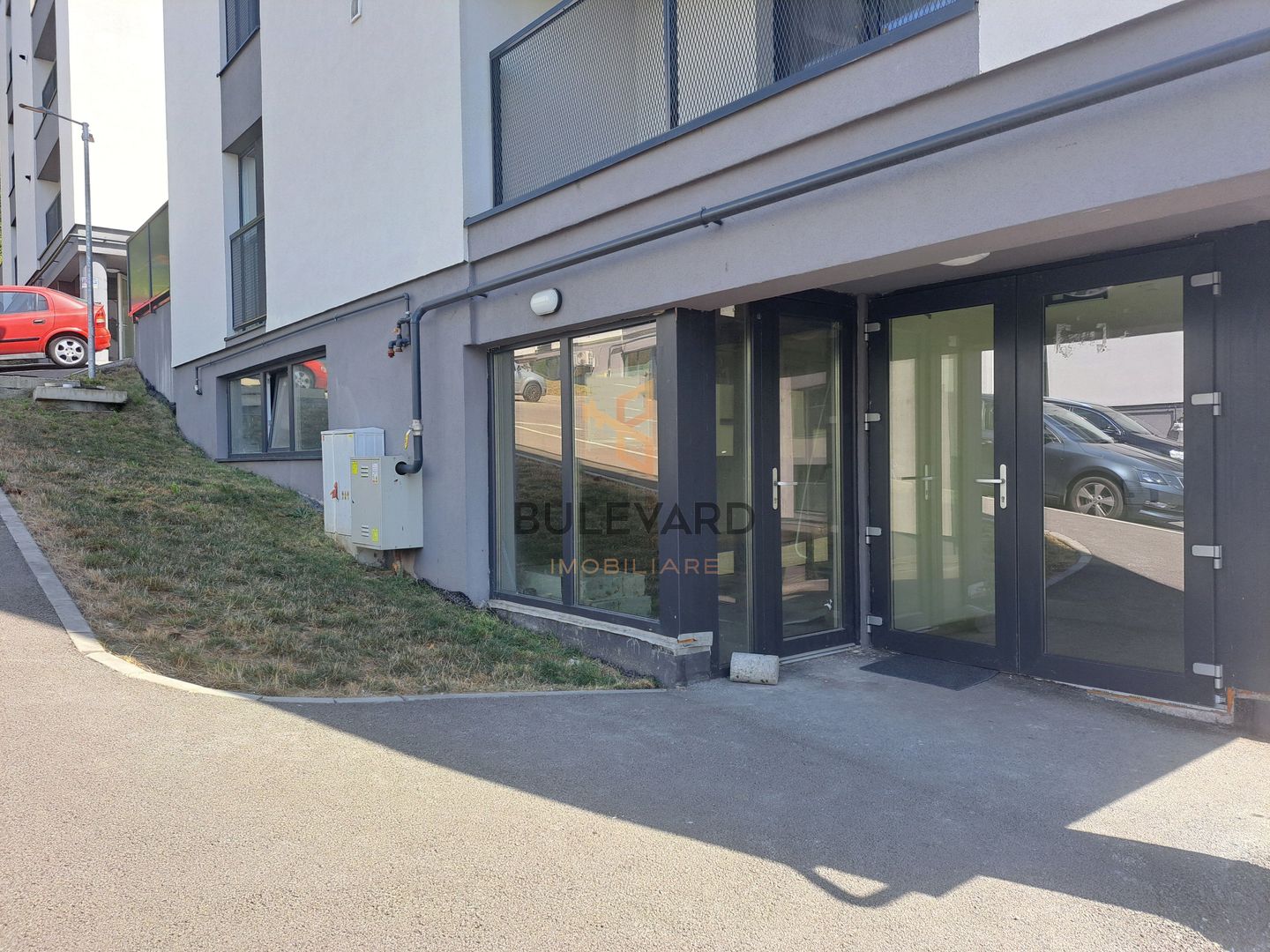 Spatiu comercial strada Oasului, zona Auchan Iris! - Poză 10