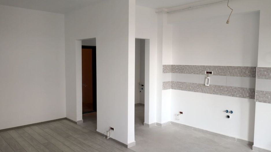 Apartament nou cu parcare - Poză 27