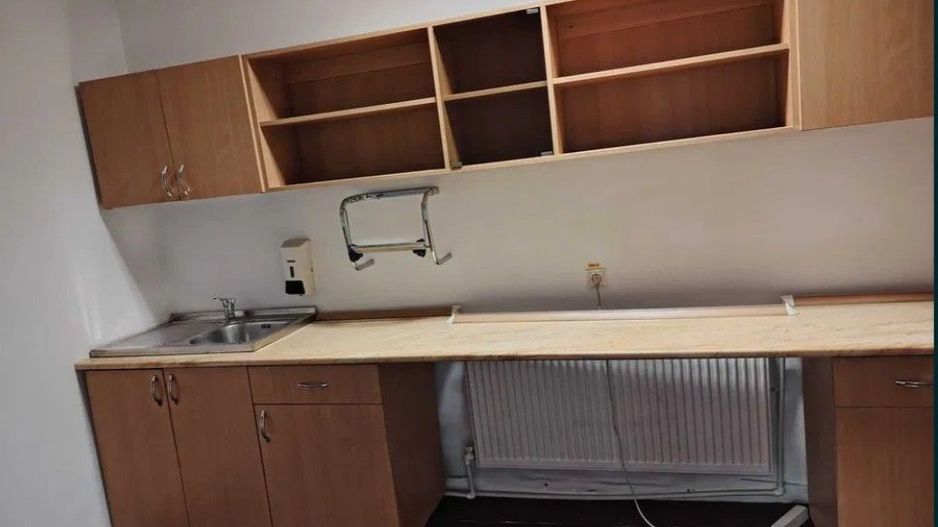 Spatiu Birou 106 mp, 900 euro/luna, Targu Cucu, Comison 0% - Poză 4