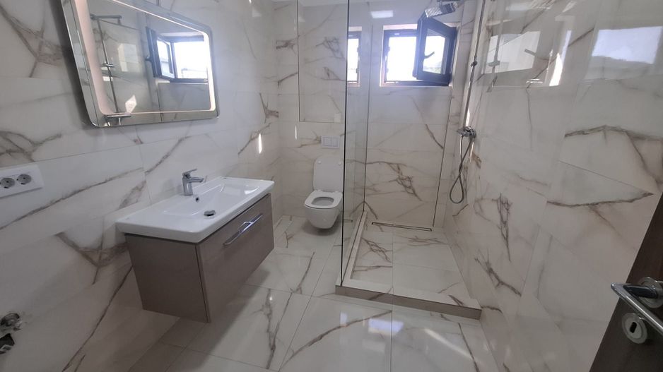 Vila individuala SUPERBA Tunari, ZONA BUNA, TOATE utilitatile - Poză 7