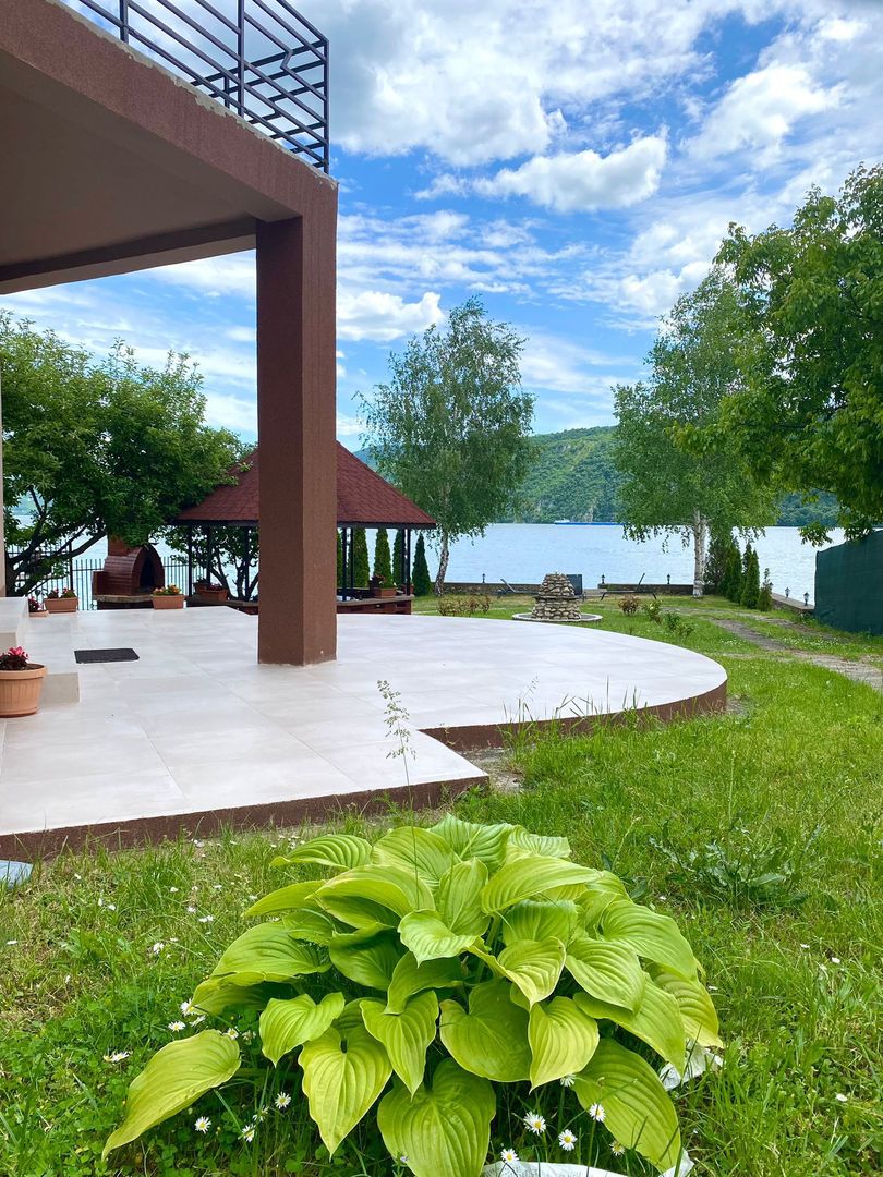 VILA DE LUX ESELNITA CLISURA DUNARII - Poză 5