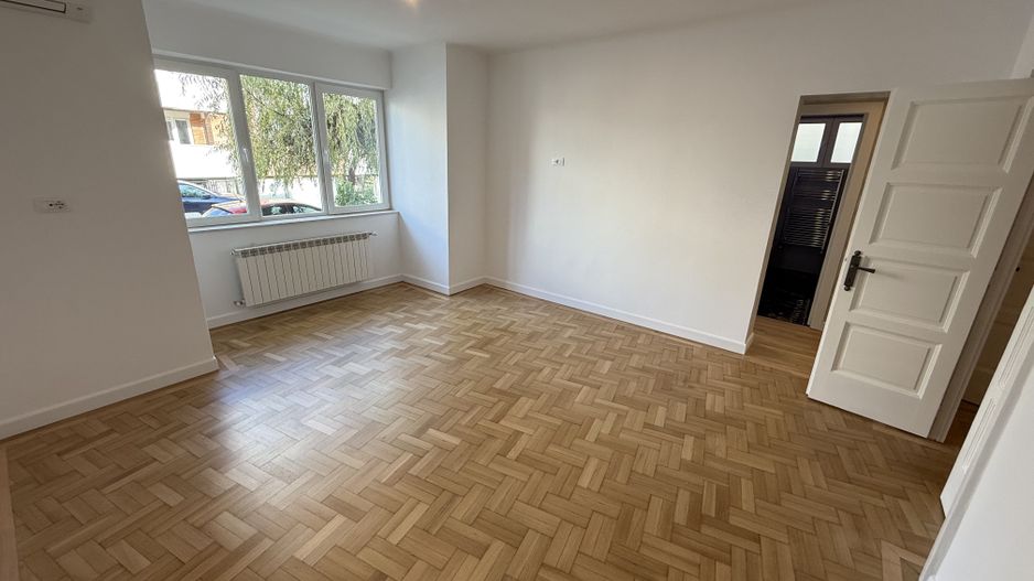 Apartament 2 camere - Zambaccian - Pretabil birou - Parter vila - Poză 2