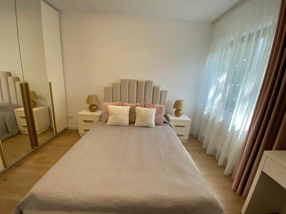 AP. 2 CAMERE MILITARI, CURTE 30 MP, CENTRALA, LOC PARCARE, BLOC NOU - Poză 3