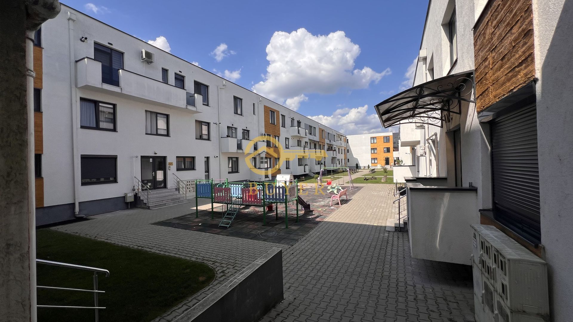 Apartament 3 camere și parcare subterană în Turnisor - Poză 9