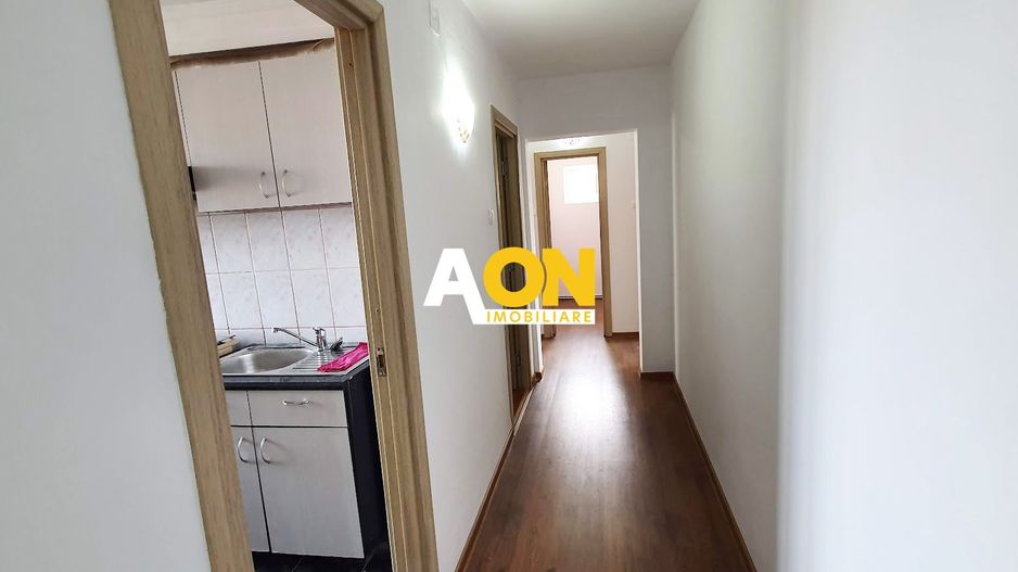 Apartament 3 camere, 78 mp utili, Cetate, zona Closca - Poză 3