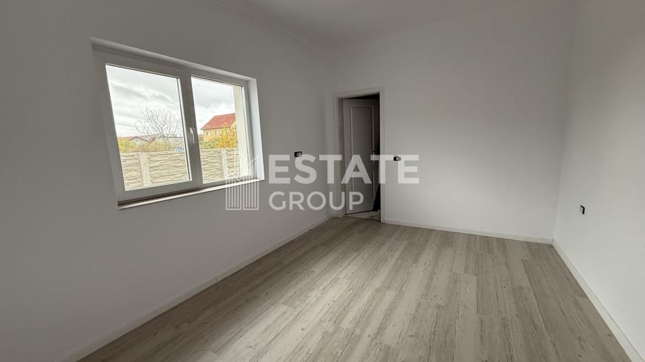 Duplex cu 4 camere pe parter - Poză 10