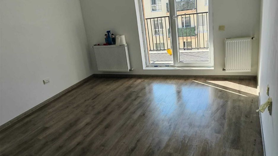 Vand apartament 2 camere mall Grand Arena - Poză 1