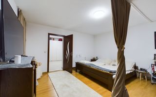 Casă individuală  pe un nivel cu 6 camere, teren generos, Giarmata - Poză 12