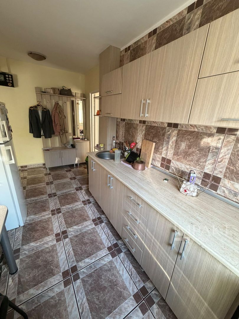 Apartament cu 3 camere in Manastur Aleea Moldoveanu - Poză 4