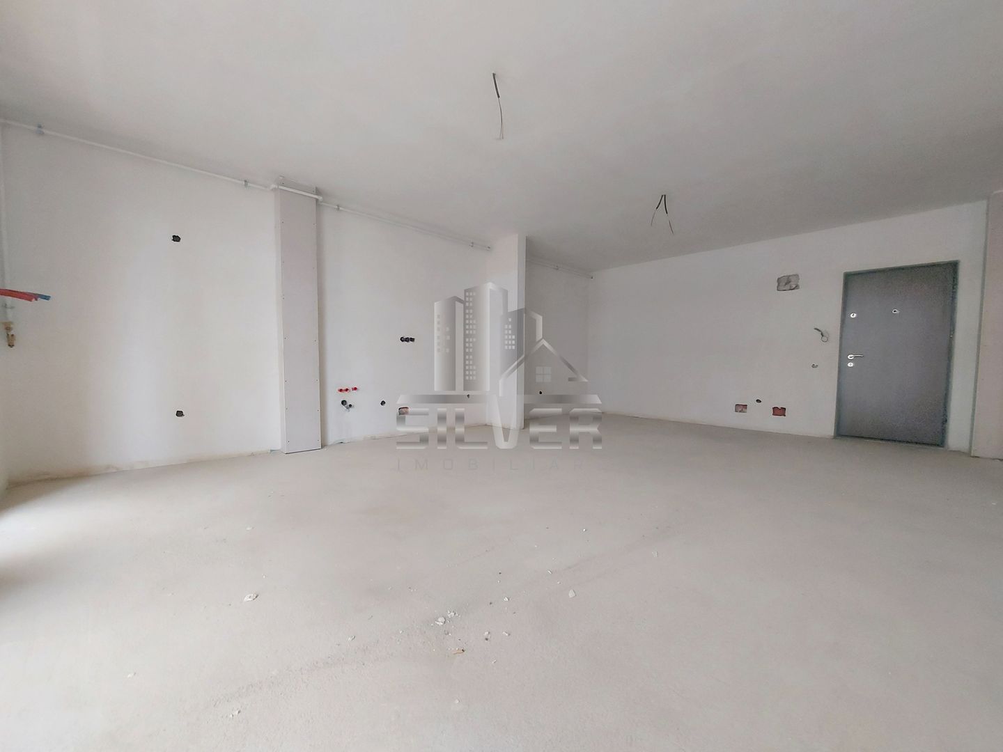 Apartament cu 2 camere/terasa 11 mp/ zona strazii Eroilor! - Poză 2