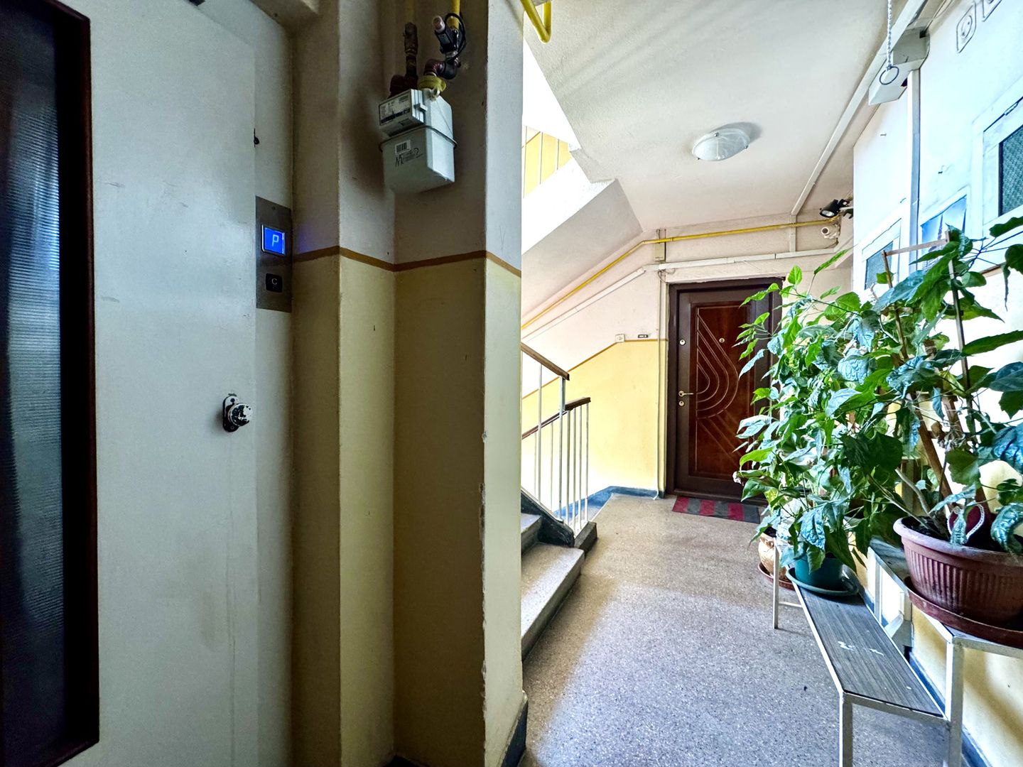 Apartament cu stil, eleganță și energie vibrantă, în Piața Victoriei - Poză 20